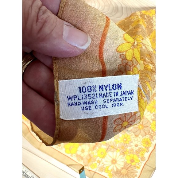 Vintage Floral Neck Scarf - Picture 3 of 4